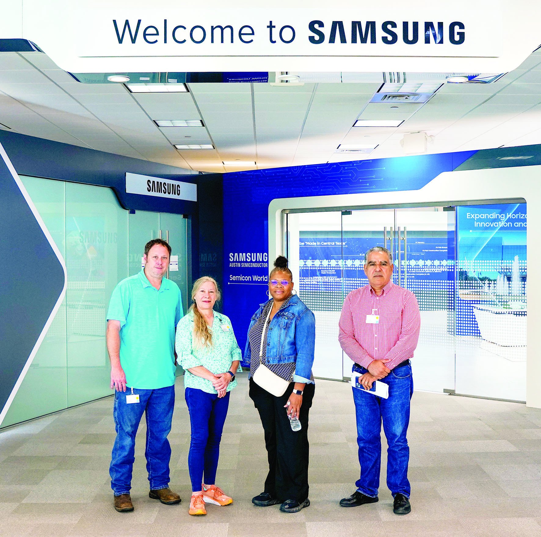 Samsung hosts two Taylor High teachers
